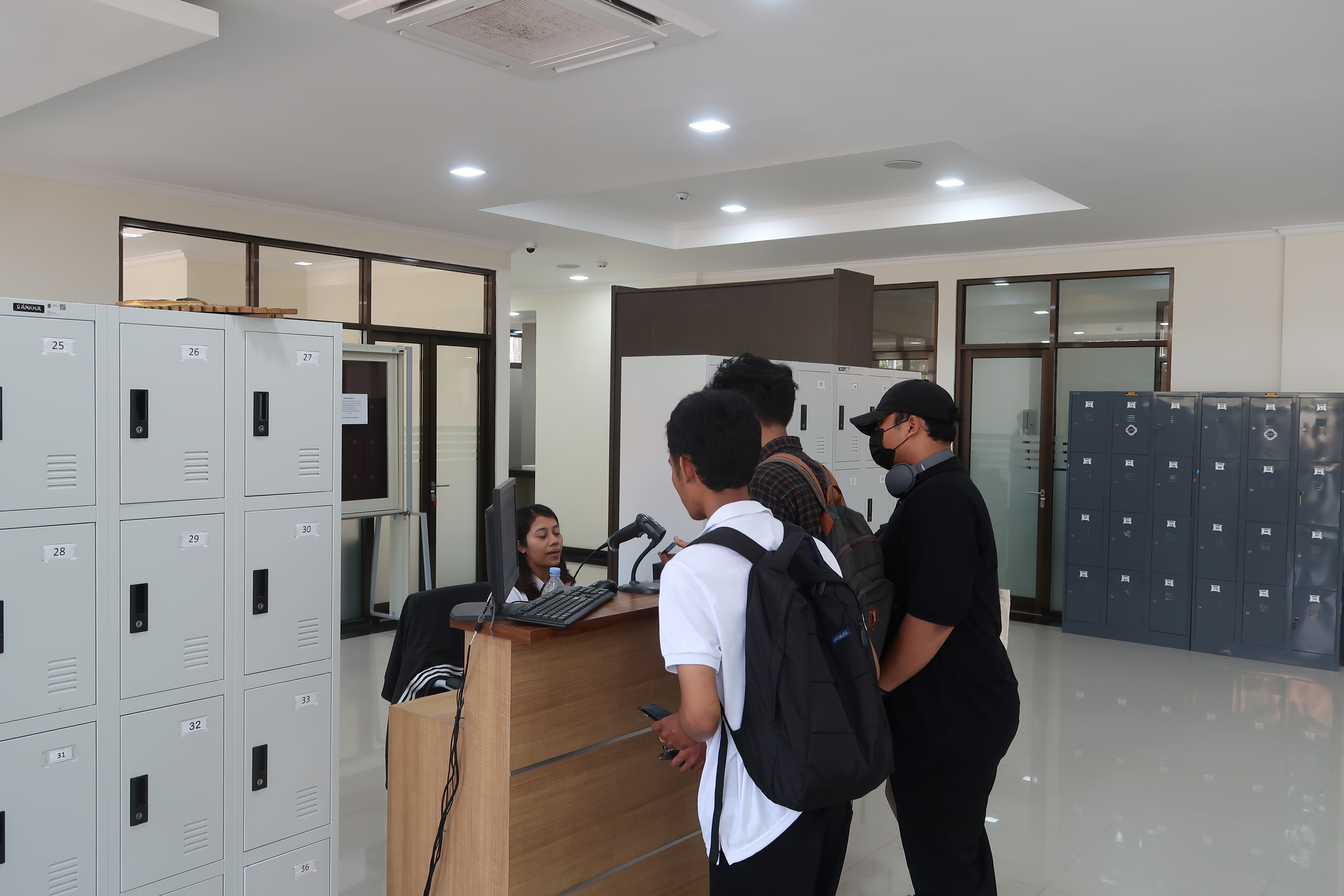 Ruangan loker