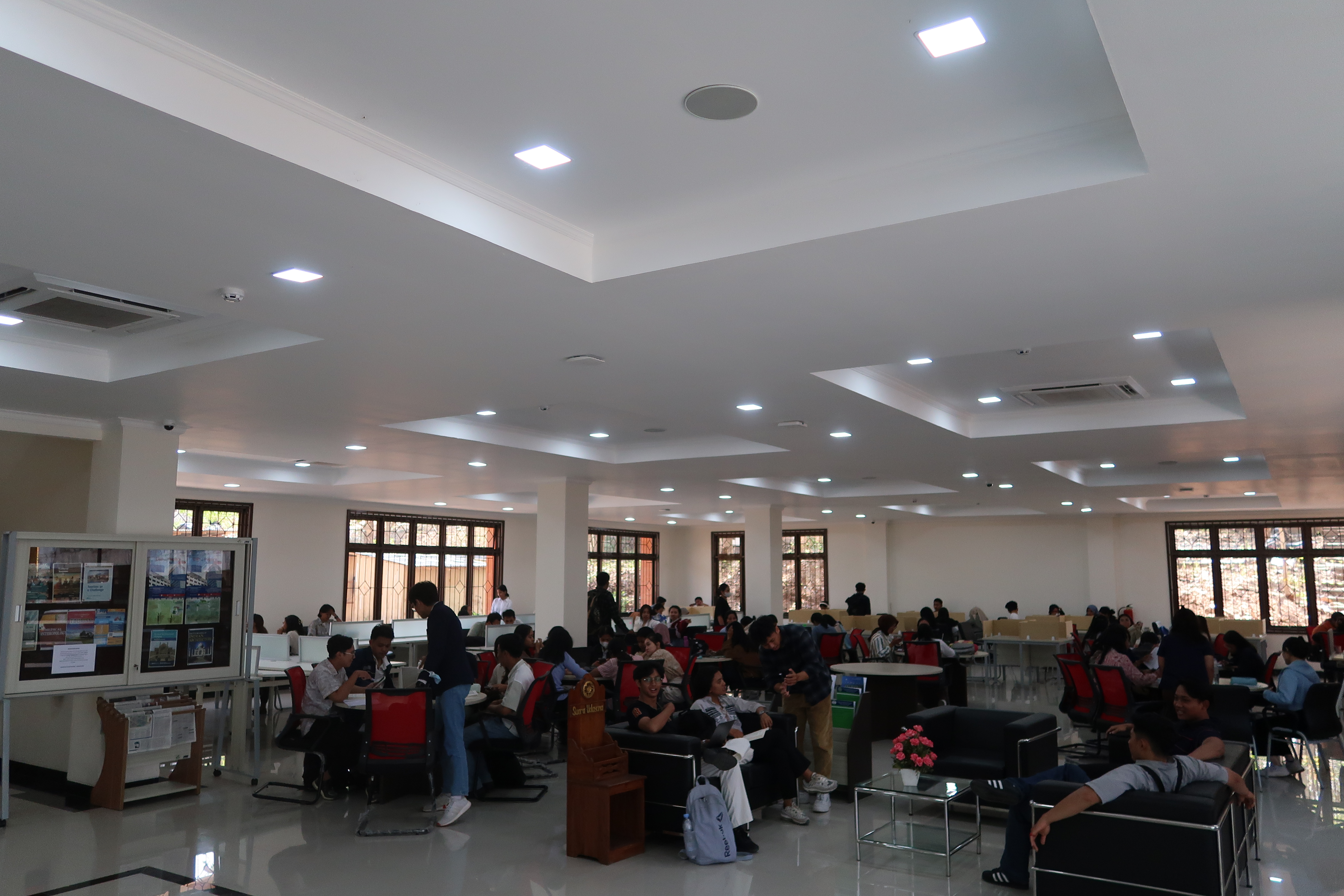 ruangan diskusi